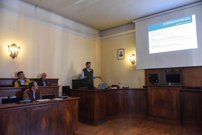 giovani-architetti-in-visita-al-varco-sul-mare-civitanova-2-650x434