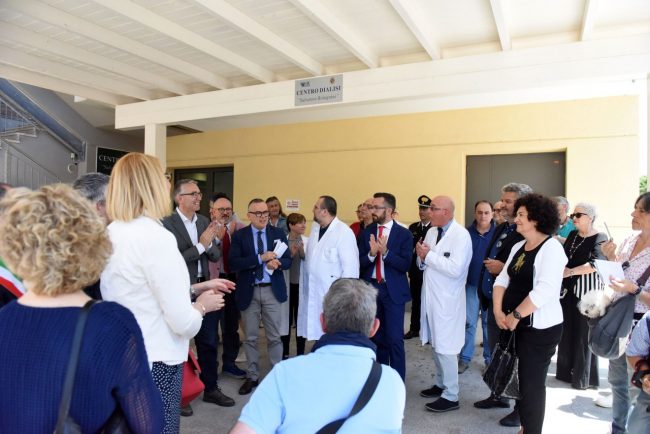inaugurazione-nuava-dialisi-ospedale-civitanova-1-650x434