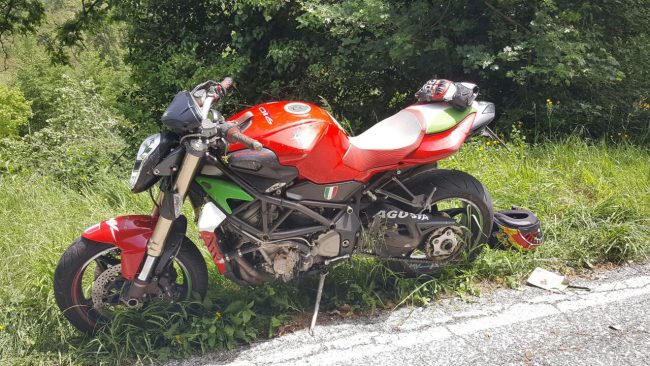 incidente-moto-burrone-1-650x366