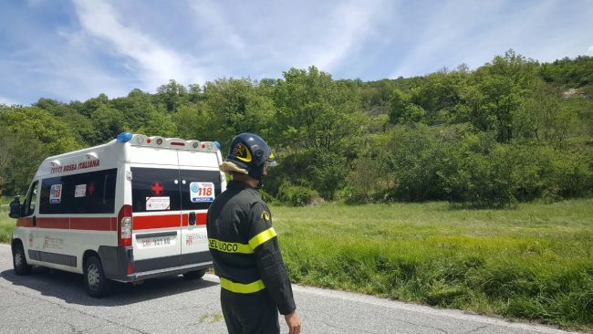 incidente-moto-burrone-2-650x366