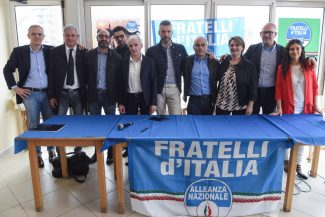 presentazione-lista-fratelli-ditalia-ciarapica-civitanova-10-325x217