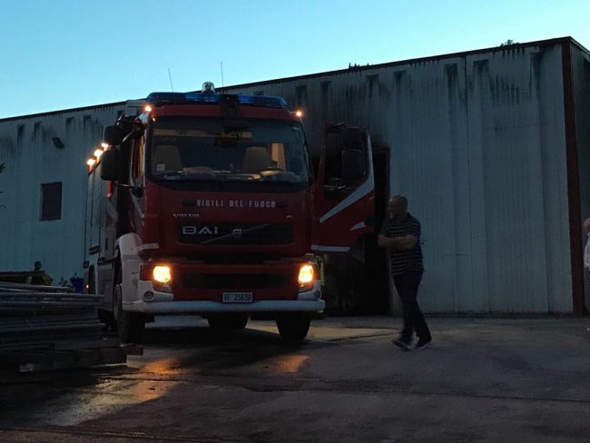 san-severino-incendio-azienda