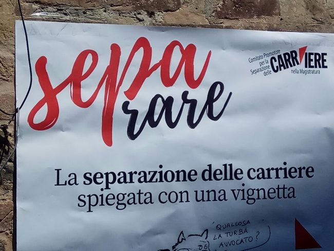 separare-raccolta-firme-avvocati-macerata-piazza-11-650x488