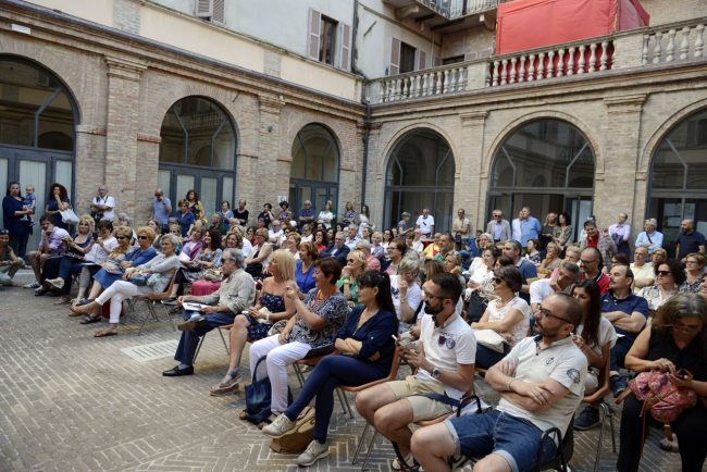 Controra_EleonoraGiorgi-9-650x434