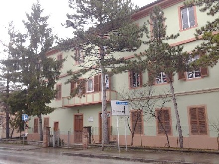 Scuola-a-Castelraimondo