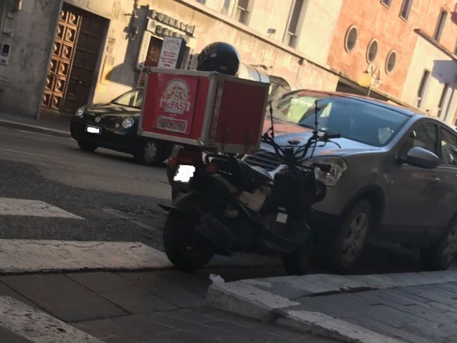 incidente-corso-cavour-macerata-2-650x488