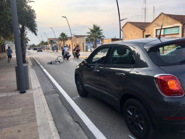 incidente-lungomare-nord-auto-bici-5-650x488