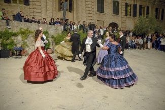 marche-800-gran-ballo-4-325x217