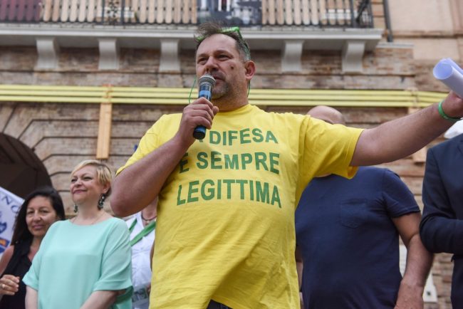 matteo-salvini-lega-nord-tolentino-FDM-1-650x434