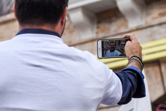 matteo-salvini-lega-nord-tolentino-FDM-3-650x434