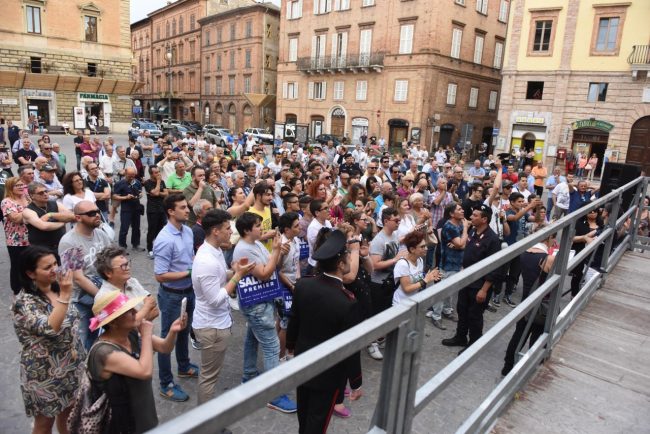 matteo-salvini-lega-nord-tolentino-FDM-6-650x434