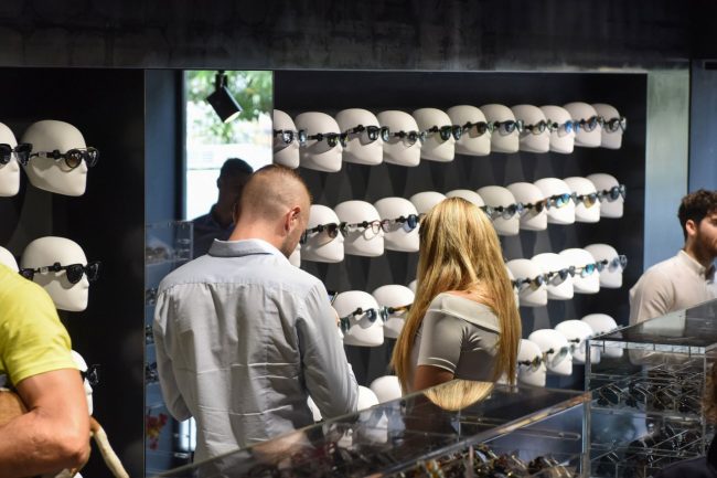 nuova-apertura-ottica-mataloni-piazza-xx-settembre-civitanova-FDM-14-650x433
