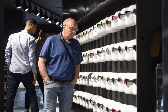nuova-apertura-ottica-mataloni-piazza-xx-settembre-civitanova-FDM-17-650x433