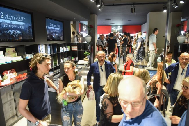 nuova-apertura-ottica-mataloni-piazza-xx-settembre-civitanova-FDM-19-650x434