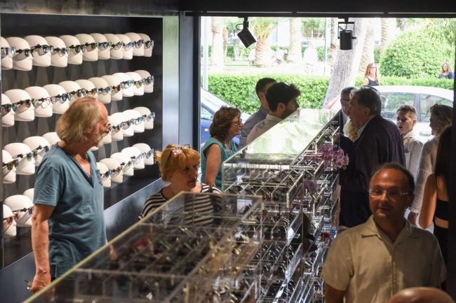 nuova-apertura-ottica-mataloni-piazza-xx-settembre-civitanova-FDM-9-650x433