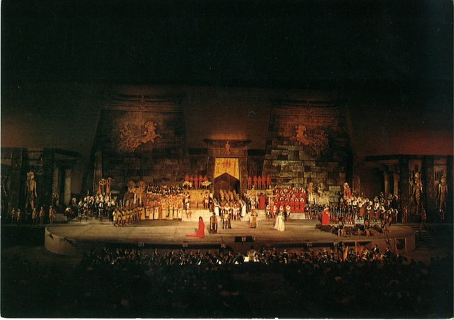 6-Aida-del-1973-1-650x459