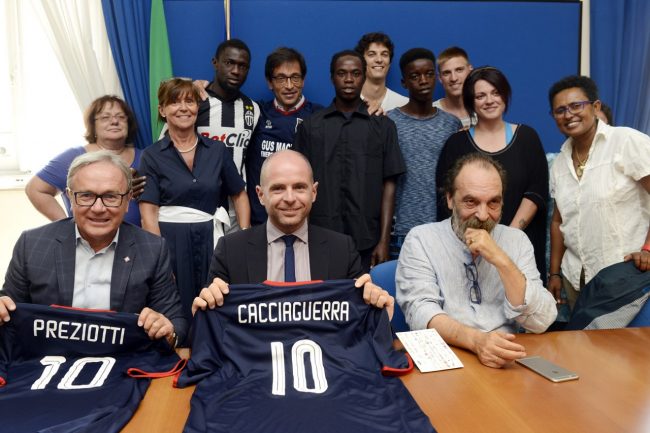 Calcio_Antirazzismo_Capponi_Cacciaguerra_Bernabucci-1-650x433
