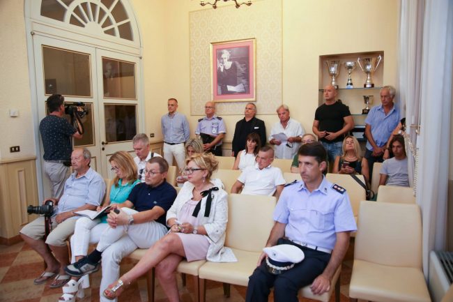 IMG_9447copyright-luigi-gasparroni-650x433