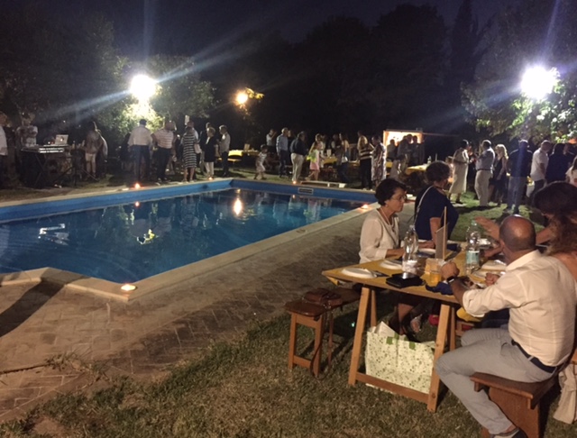 ROTARY-FESTA-DESTATE-PISCINA-FullSizeRender