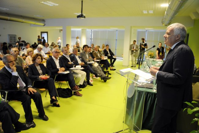 Symbola_Galletti_Adornato_Prezziotti_Carancini_Renzi_FF10-650x433