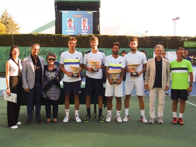 atp-recanati-premiazione-doppio-3-650x488