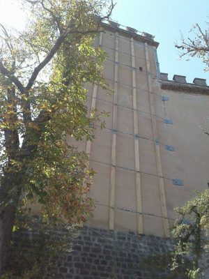 castello2-300x400