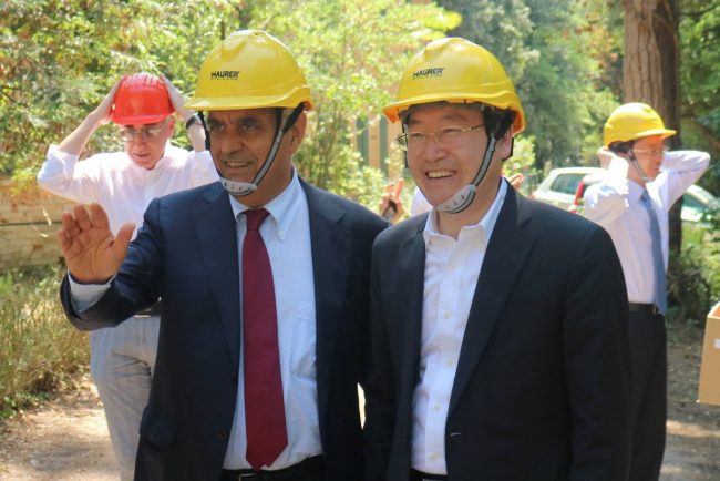delegazione-di-pechino-in-visita-a-villa-lauri-6-650x434