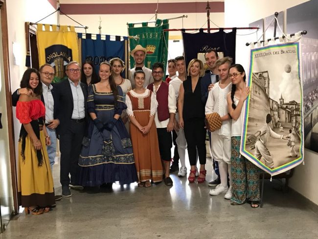 disfida-al-bracciale-presentazione-2017-1-650x488