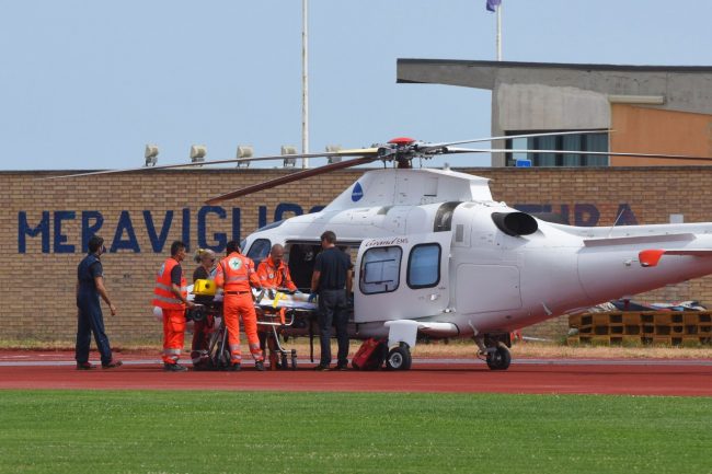 eliambulanza-stadio-soccorso-bambina-civitanova-FDM-3-650x433