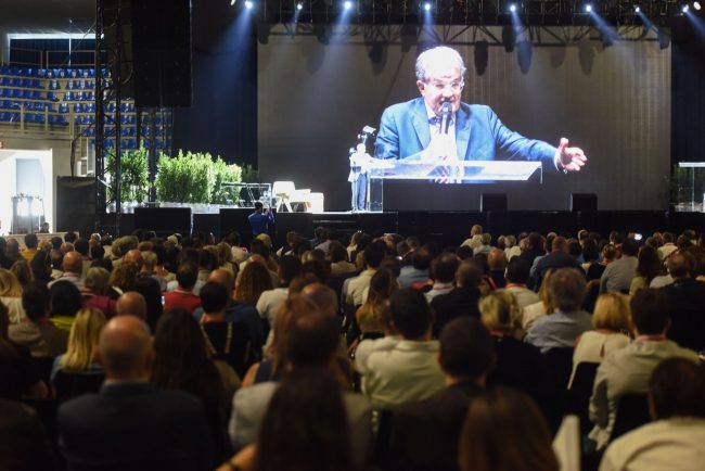 festa-cucine-lube-convention-con-prodi-civitanova-FDM-9-650x434