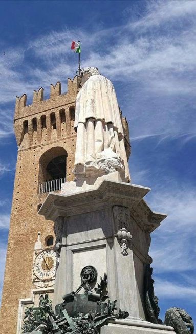 festa-leopardi-recanati-1-383x650