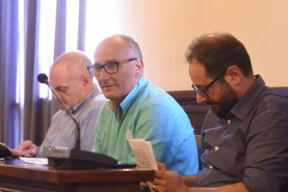 primo-consiglio-comunale-civitanova-mei-ghio-rossi-FDM-12-325x217