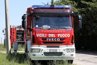 vigili-del-fuoco-archivio-arkiv-82-325x217