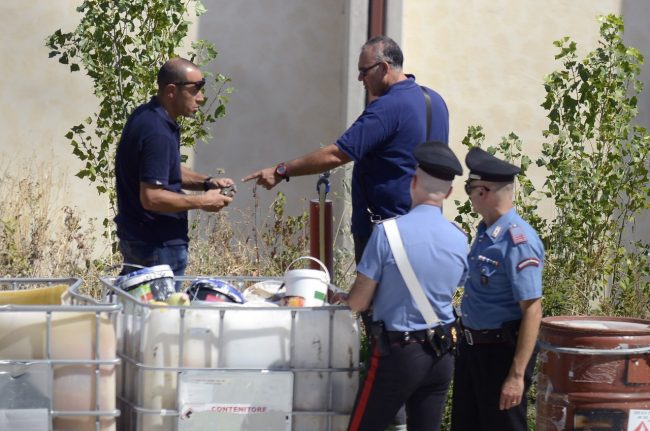 Fontescodella_IsolaEcologica_artificieri_bomba_FF-4-650x431