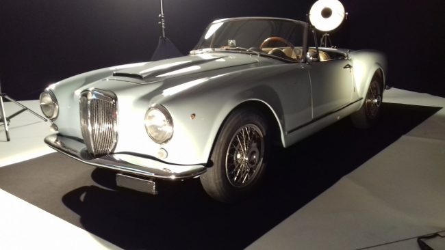 Lancia_Aurelia_B24_Spider_-_Moteur__@_Mondial_auto_2016-650x366