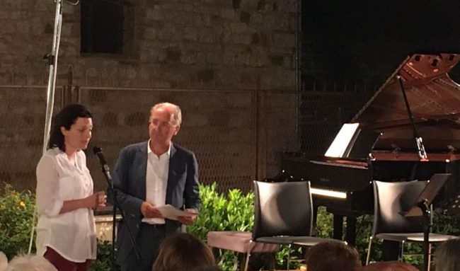 Massimo_Ciambotti_e_sindaco_Silvia_Pinzi
