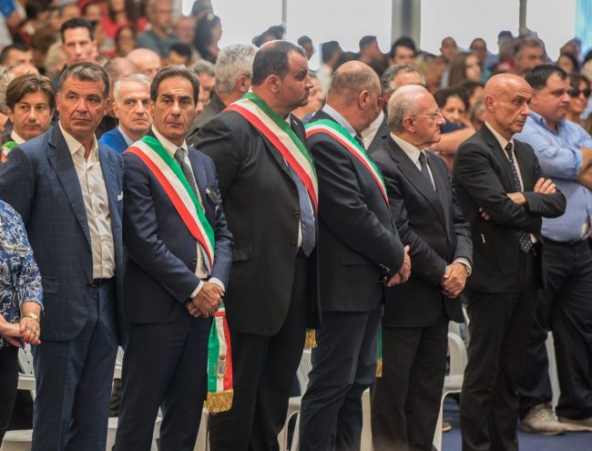 foto_funerali_ischia_marilena_romanini-17-650x495