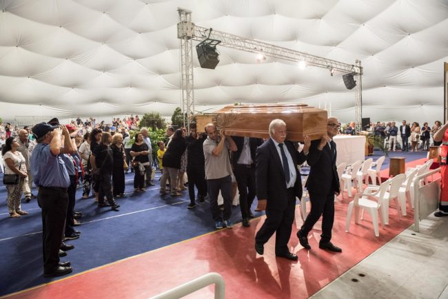 funerali_ischia2_marilena_romanini-11-650x434