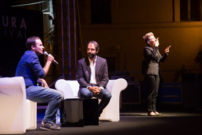 futura-festival-civitanova-alta-2017-neri-marcorè-foto-ap-1-650x434