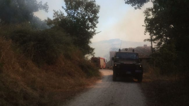 incendio-gualdo-penna-picacchi-3-650x366