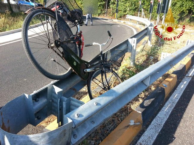 incidente-bici-via-dei-velini-macerata-1-650x488