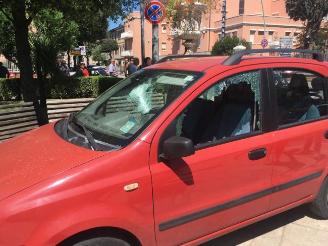 lite-tra-automobilisti-via-matteotti-civitanova-5-650x488