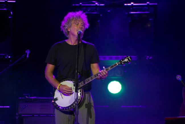 niccolò-fabi-live-sferisterio-2017-foto-ap-1-650x434