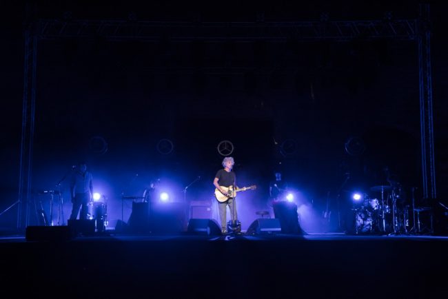 niccolò-fabi-live-sferisterio-2017-foto-ap-6-650x434