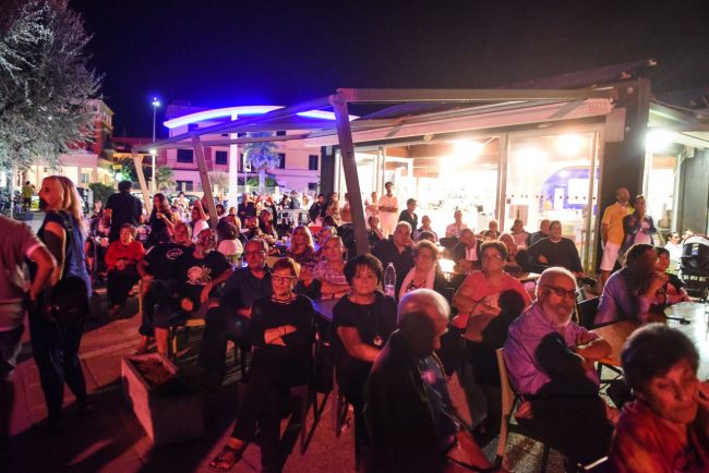notte-di-ferragosto-fuochi-dartificio-civitanova-FDM-4-650x434