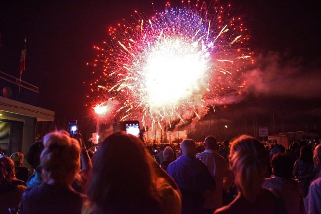 notte-di-ferragosto-fuochi-dartificio-civitanova-FDM-9-650x434