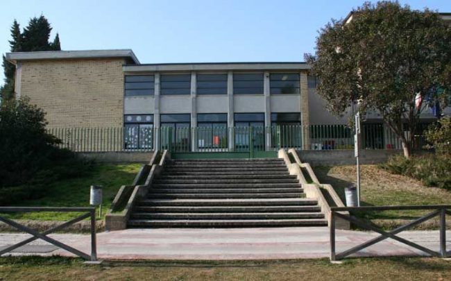 scuola-elementare-porto-potenza