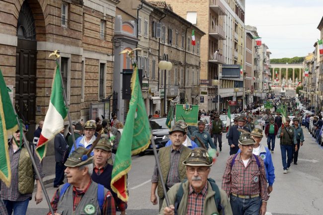 Alpini_Sfilata_FF-4-650x433