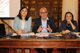 Foto-presentazione-school-festival-2017-2-1024x683-325x217