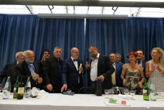 Pranzo-con-i-Soci-e-Consorelle.0-325x217
